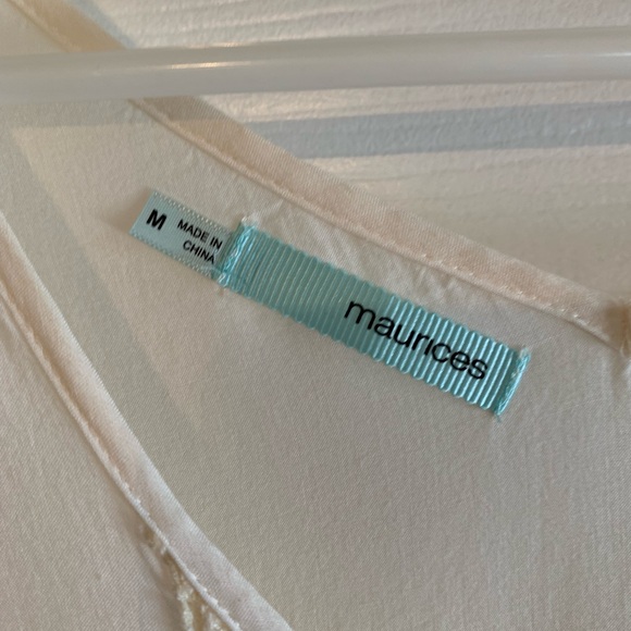 Beautiful cream thin womens shirt. - Picture 4 of 5